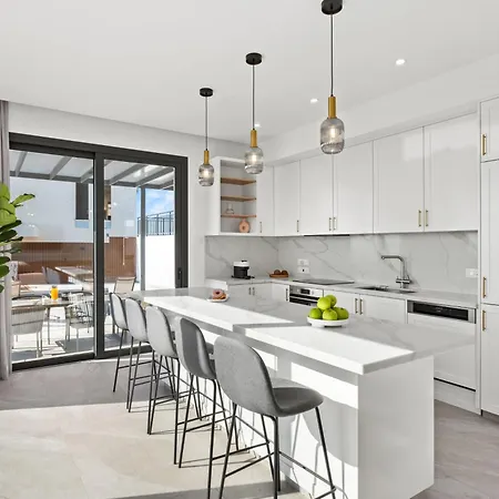 Elysian Heights Luxury By Nomads Vilă *