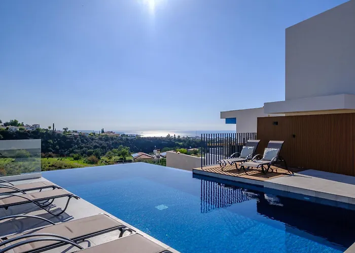 Elysian Heights Luxury By Nomads Villa *