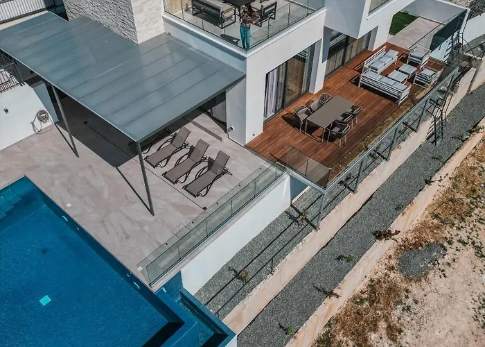 Elysian Heights Luxury By Nomads