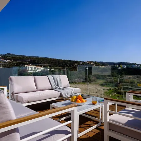 Elysian Heights Luxury By Nomads פאפוס